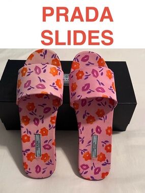 🛍️🛍️ HOST PICK 🎁 💯 Authentic PRADA Pink and Purple Women's slides/Sandals